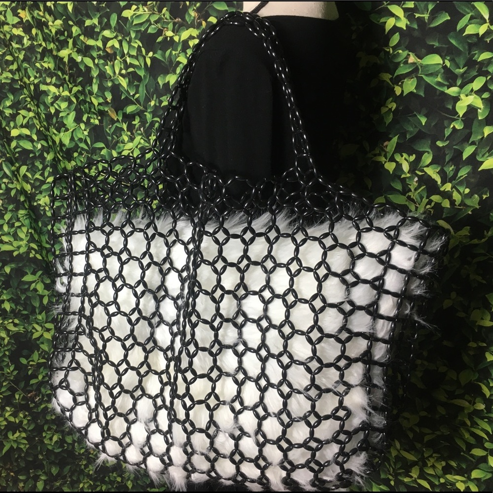 🎉One of a kind📍Jumbo hand made bead bag/tote